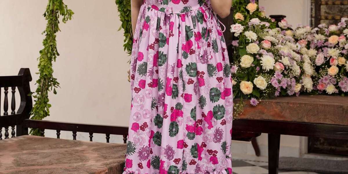 Shop Digital Print Dresses for Women Online in India – Vibrant Designs, Perfect Fits, Unique Style.