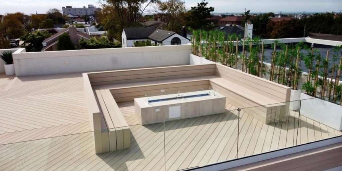 Top Seattle Deck Builder for Stunning Outdoor Designs